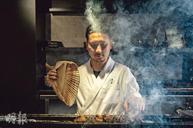 日本過江龍炭火燒鳥 廚師發辦玩創雞冠