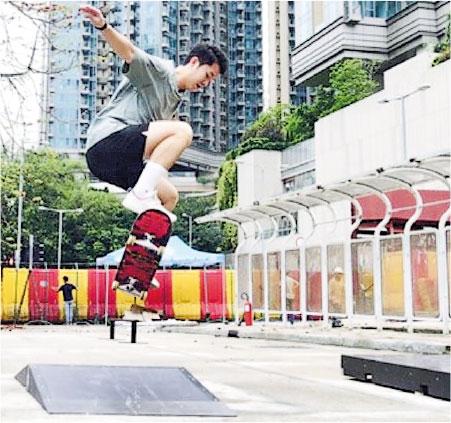 市建局和香港遊樂場協會將於裕民坊前小巴站舉行滑板活動，屆時將輪候車道變成滑板賽道。（市建局提供）