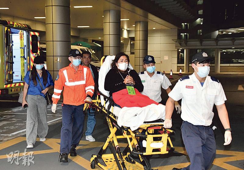 9名受輕傷乘客被送到北大嶼山醫院，昨日已全數出院。（蔡方山攝）