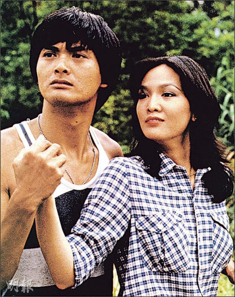發哥（左）與Do姐昔日合作無間，圖為兩人主演1980年無綫劇《親情》。（資料圖片）