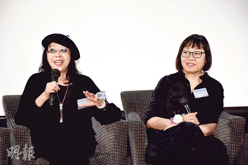 張婉婷（左）與高先電影創辦人曾麗芬（右）在台上談網絡欺凌。（攝影：鍾偉茵）