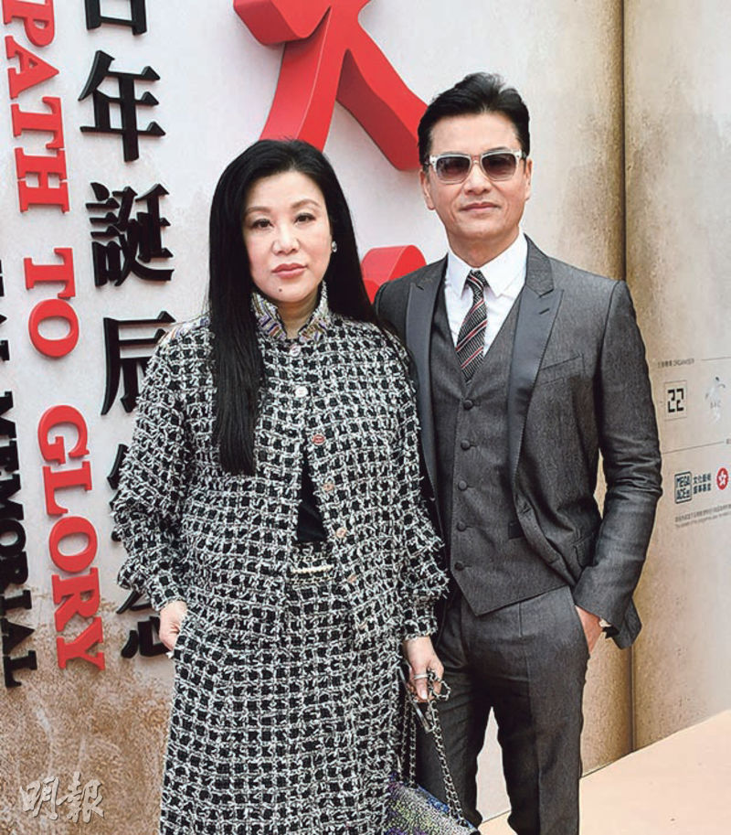 呂良偉（右）與太太楊小娟（左）出席金庸百年誕辰紀念活動。（攝影/記者：林祖傑）