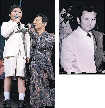 À l’occasion de l’anniversaire de la mort de son père, Du Dewei et son fils ont interprété un duo touchant de “Trois générations sur scène” à l’Arena – 20240520 – Divertissement – Daily Ming Pao