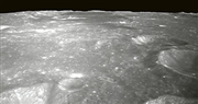 展示五星紅旗 拍攝傳回影像 完成月背採樣 嫦六升空回程