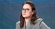 烏副總理赴美簽礦產協議  途中拉鋸  報道指美關鍵讓步  草案刪「軍援還款」要求