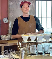 《巴黎戀人》李東健轉營咖啡店