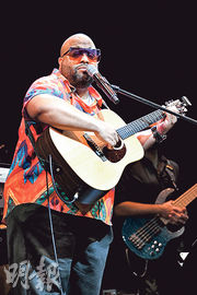 陳杰西九開騷 陳奕迅草蜢傳短訊祝賀