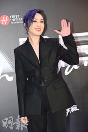 有望今年開騷 認申紅館8次 楊千嬅：鐵柱磨成針