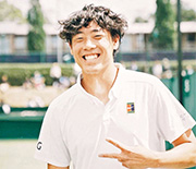 黃澤林摘溫網成人組首勝寫歷史