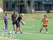 月初獲費倫天拿試腳 冀全力握緊機會