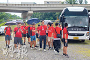 球迷組織包車接載港球迷往返首爾龍仁