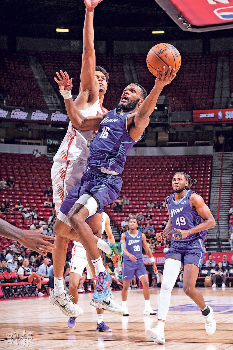 穆卡NBA夏聯首正選取6分10籃板 領公牛三連捷收官