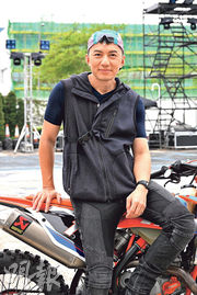 袁偉豪讚二仔五官精緻 林芊妤誕女湊「好」字