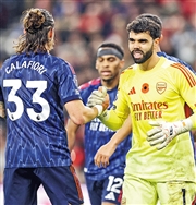 阿仙奴征新特蘭失兩分續居首 812分鐘不失球紀錄告終