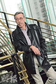 馮淬帆台舉殯 周潤發花牌致哀 杜琪峯楊紹鴻冒雨送別