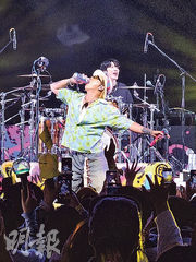 李弘基開騷食蕉飲啤酒 崔敏煥重返FTIsland向港迷致歉