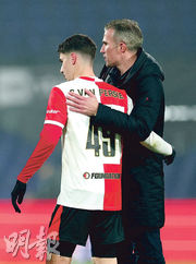 遣19歲子初登歐霸 尹佩斯強調沒徇私