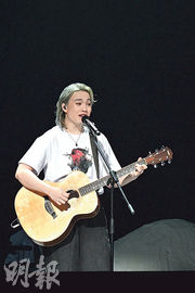 柳應廷帶病上陣 向觀眾道歉 藉個唱尋回初心