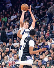 法拉格40+寫最年輕紀錄 轟42分無助獨行俠敗走爵士 看淡紀錄盼每日求進