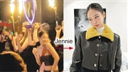 Jennie夜店放煙花慶生捱批